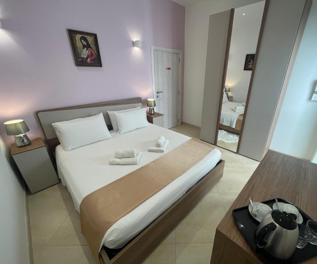 Bed and Breakfast Alina Boutique Living Victoria Exterior foto