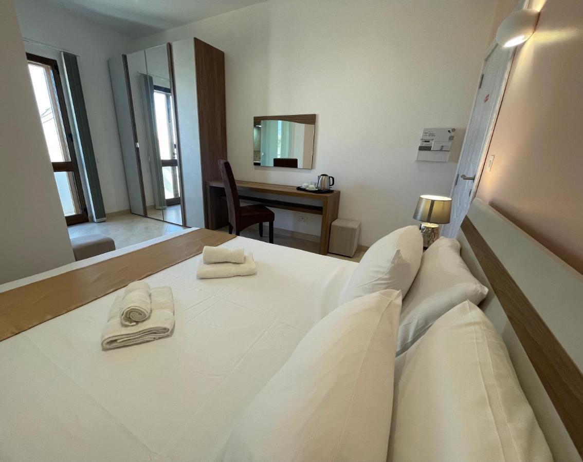 Bed and Breakfast Alina Boutique Living Victoria Exterior foto